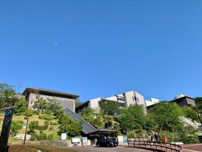京都産業大学外観